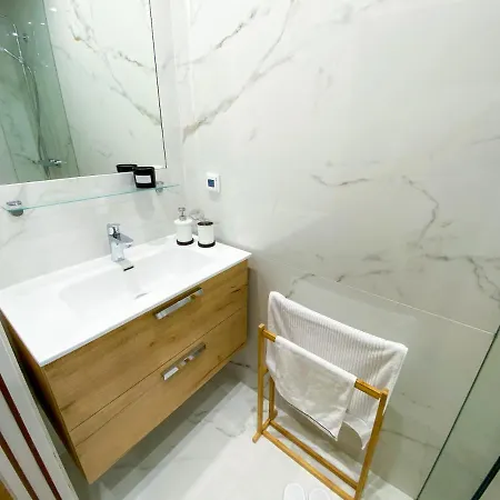 Le Huppe, Hypercentre, Proche Bastille, Wifi Illimite & Netflix * Grenoble