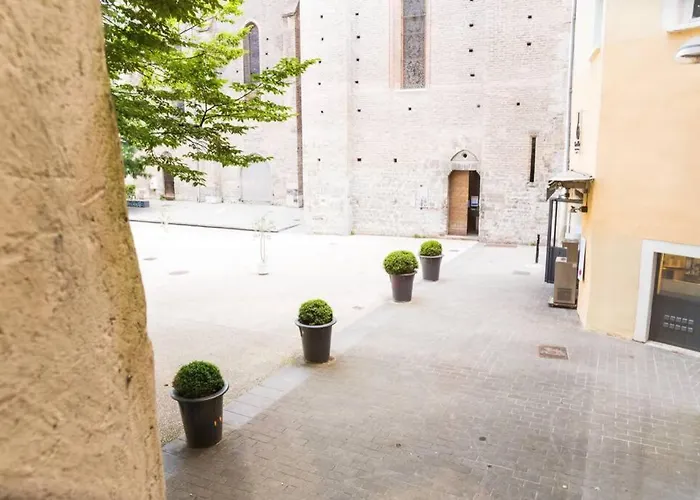 Apartment Le Huppe, Hypercentre, Proche Bastille, Wifi Illimite & Netflix