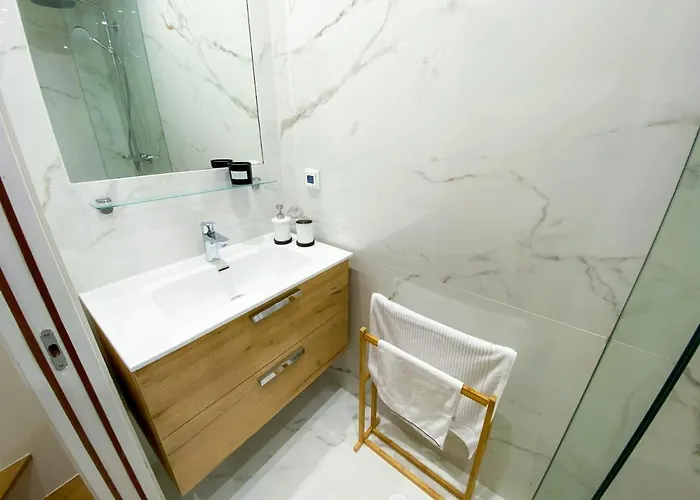 Le Huppe, Hypercentre, Proche Bastille, Wifi Illimite & Netflix * גרנובל